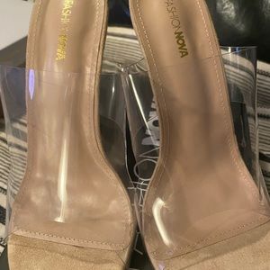 Fashionnova clear glass sandals.BRAND NEW!!